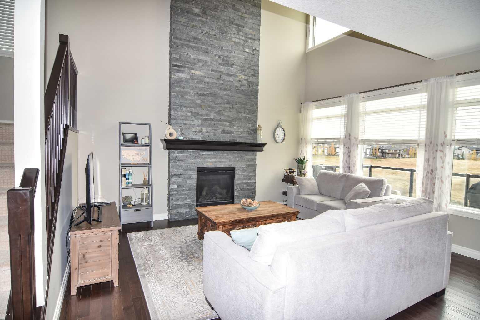 32 Evansborough Hill NW