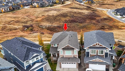 Photo of 32 Evansborough Hill NW, Calgary, AB T3P 0M8 (MLS # A2354176)