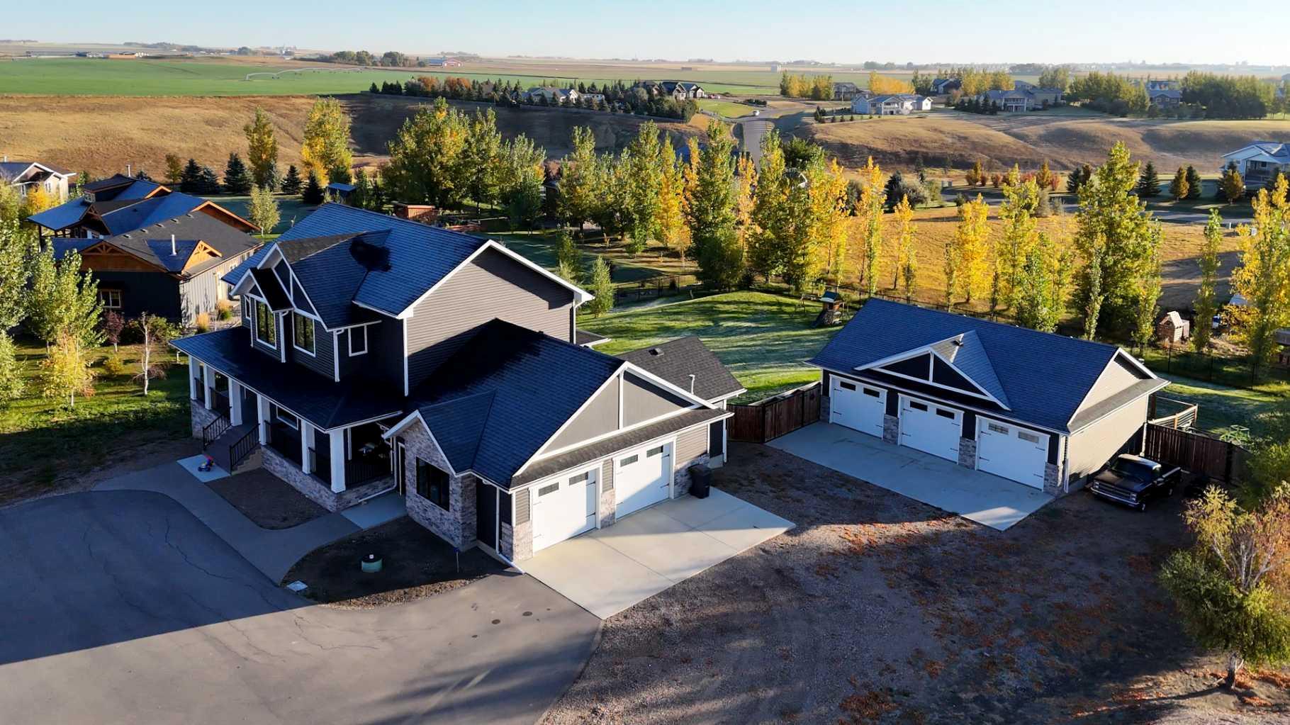 105 Whitetail Place W