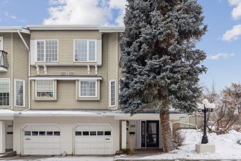 3437 42 Street NW 185 Calgary AB T3A 2M7