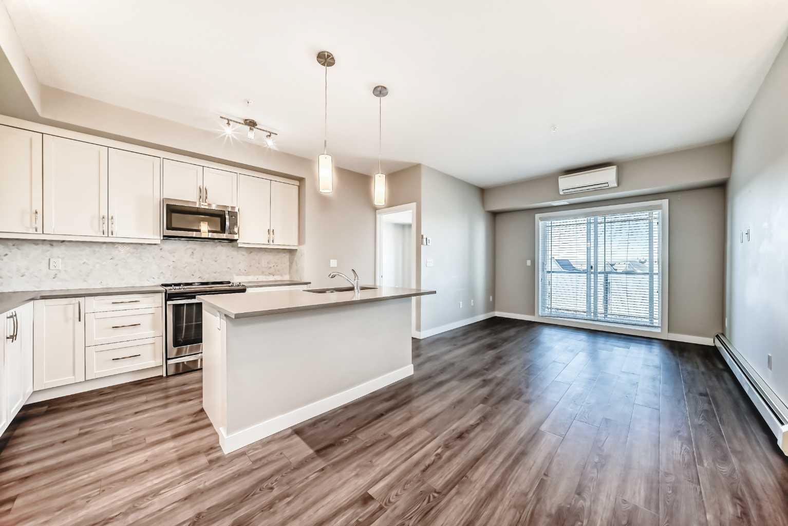 150 Auburn Meadows Manor SE #305