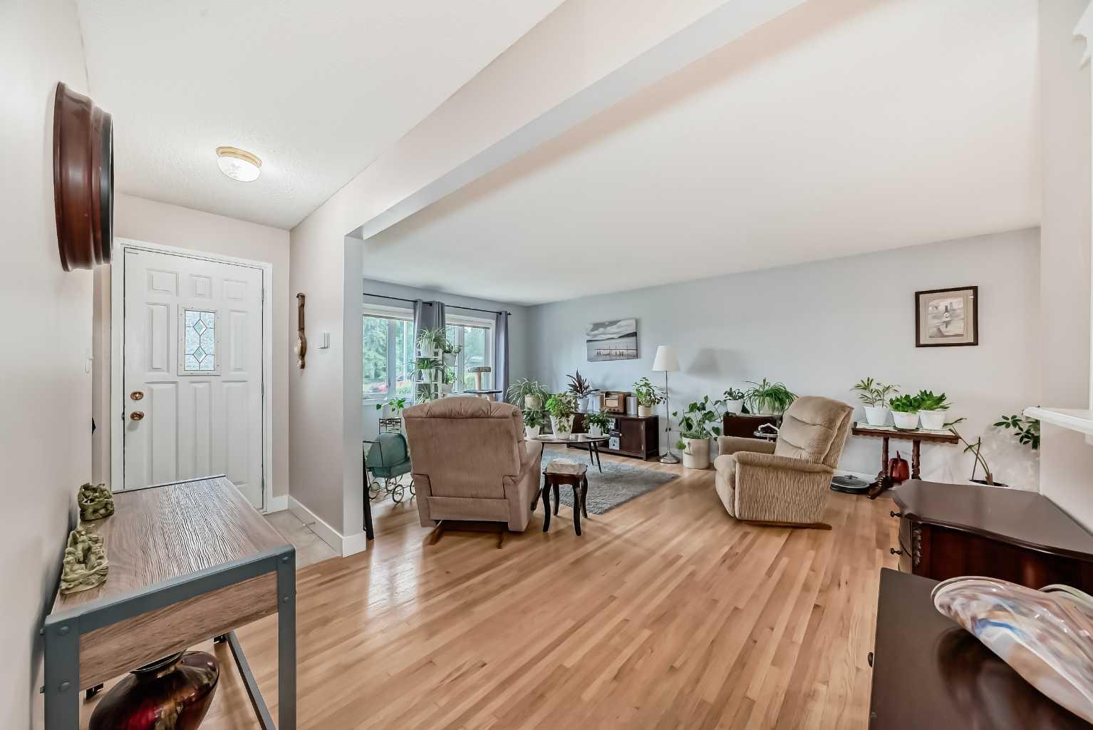 1004 Hunterston Hill NW