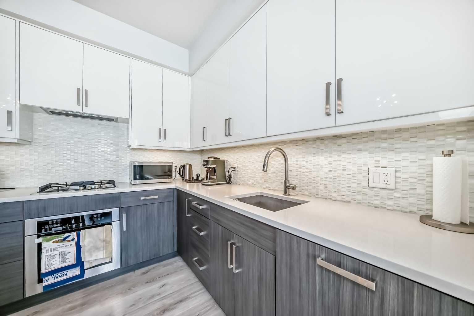 1521 26 Avenue SW 105