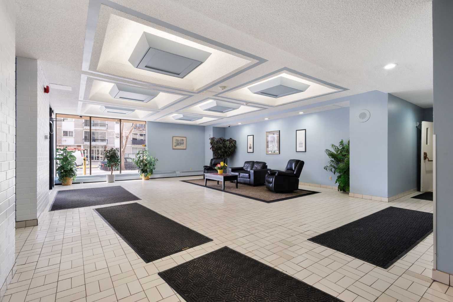 924 14 Avenue SW 408