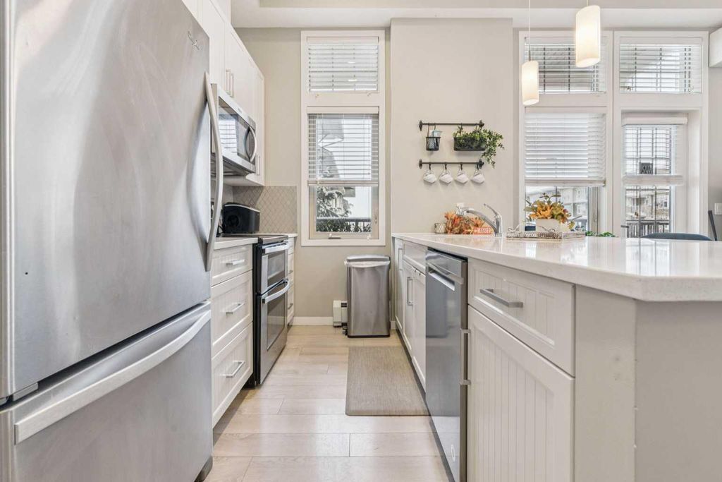 Photo of 10 Mahogany Mews SE #115, Calgary, AB T3M 2R1 (MLS # A2277684)