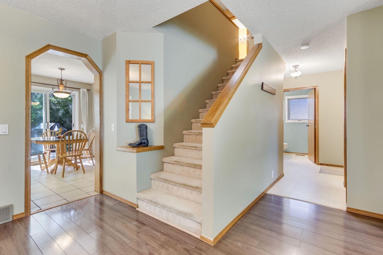 212 Mckerrell Way SE