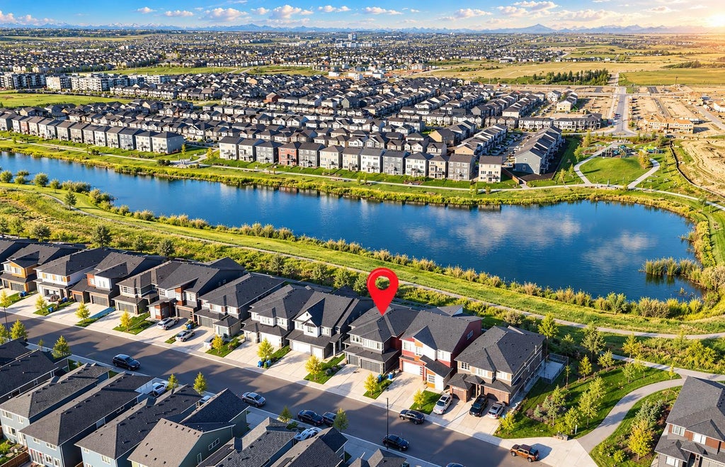 Photo of 335 Lucas Way NW, Calgary, AB T3P 0R5 (MLS # A2349431)