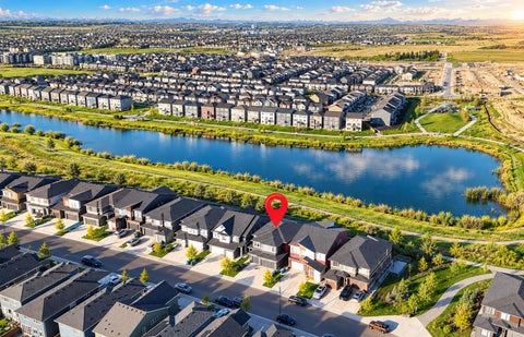 Photo of 335 Lucas Way NW, Calgary, AB T3P 0R5 (MLS # A2349431)