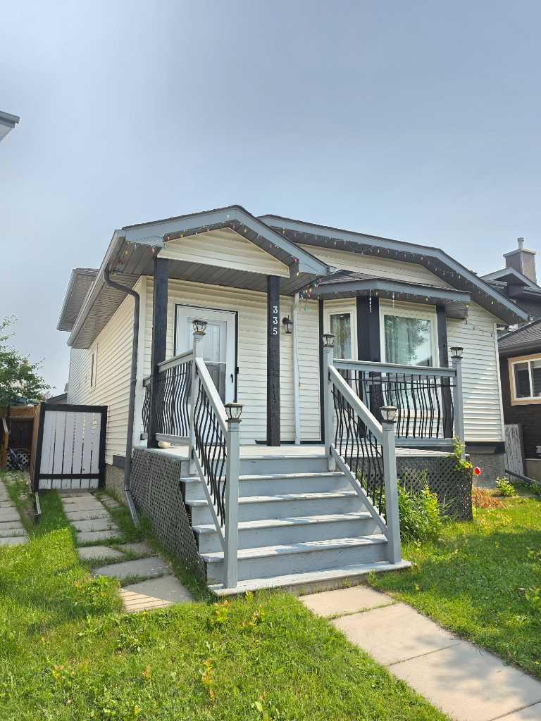 335 Covington Bay NE