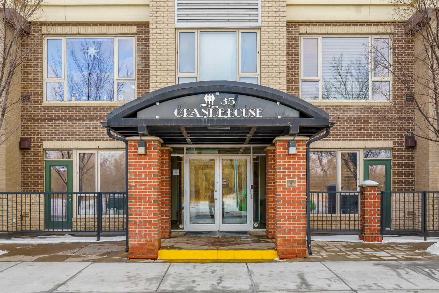 35 Inglewood Park SE 504