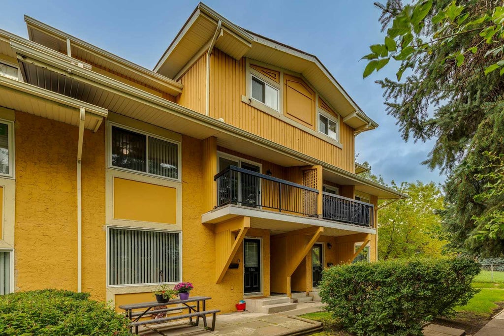 Photo of 2200 Woodview Drive SW #103, Calgary, AB T2W 3N6 (MLS # A2345358)