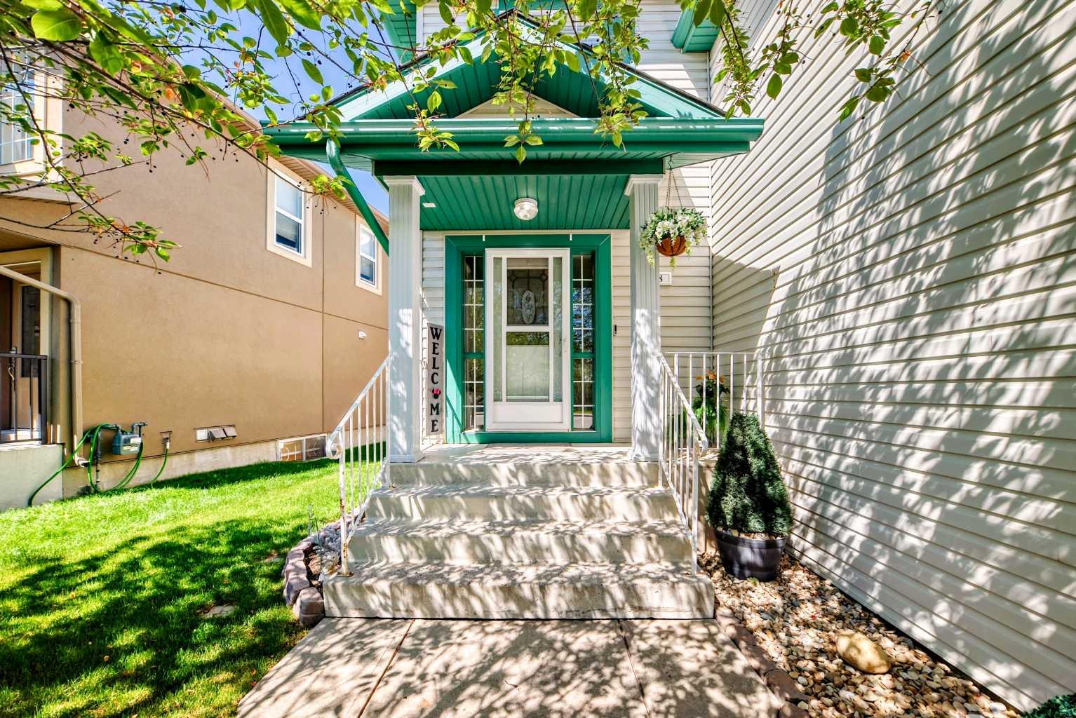 78 Arbour Butte Road NW