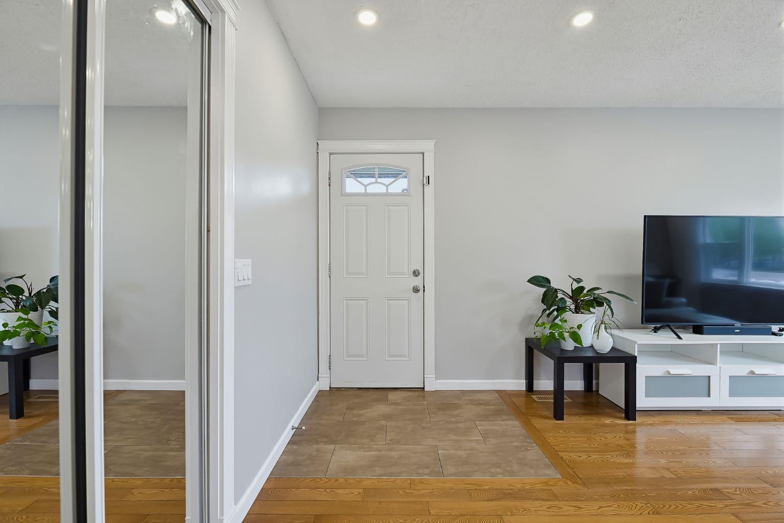 1303 Penedo Crescent SE