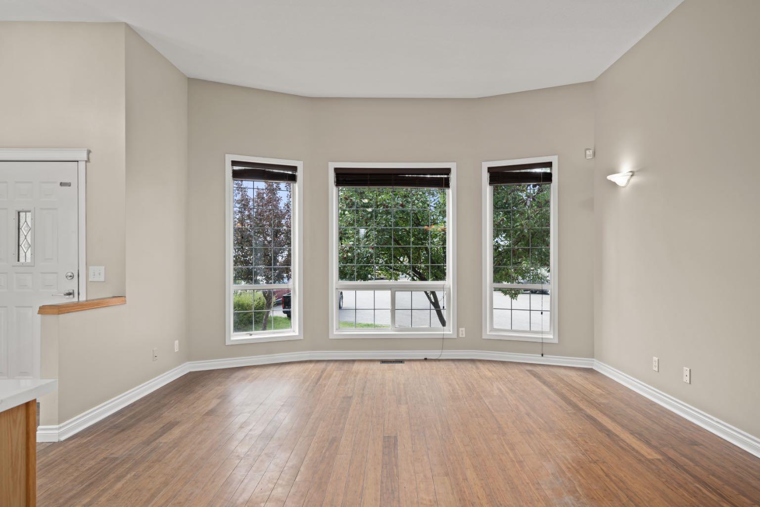 111 Martinvalley Place NE