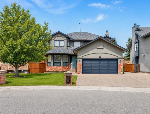 Photo of 47 Canterbury Court SW, Calgary, AB T2W 6C2 (MLS # A2305514)