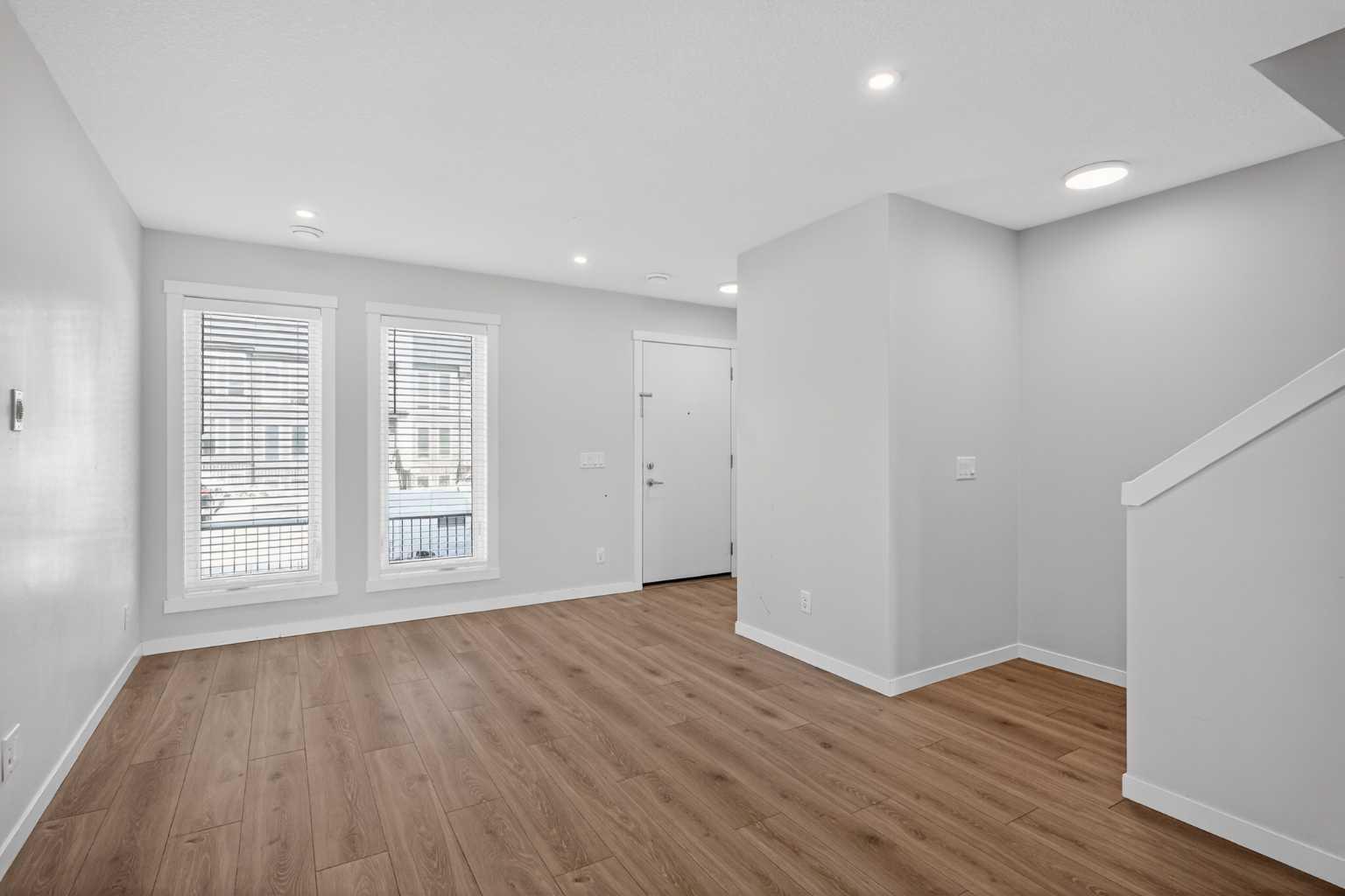 338 Seton Circle SE 306