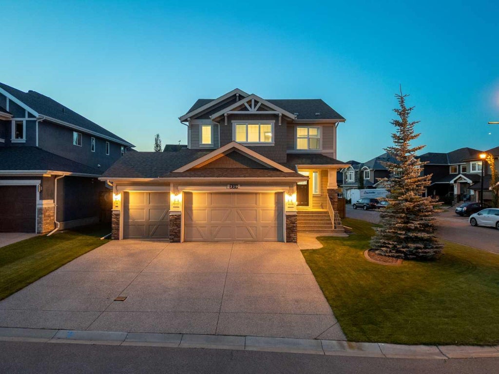 Photo of 229 Stonemere Bay, Chestermere, AB T1X 0S1 (MLS # A2333160)