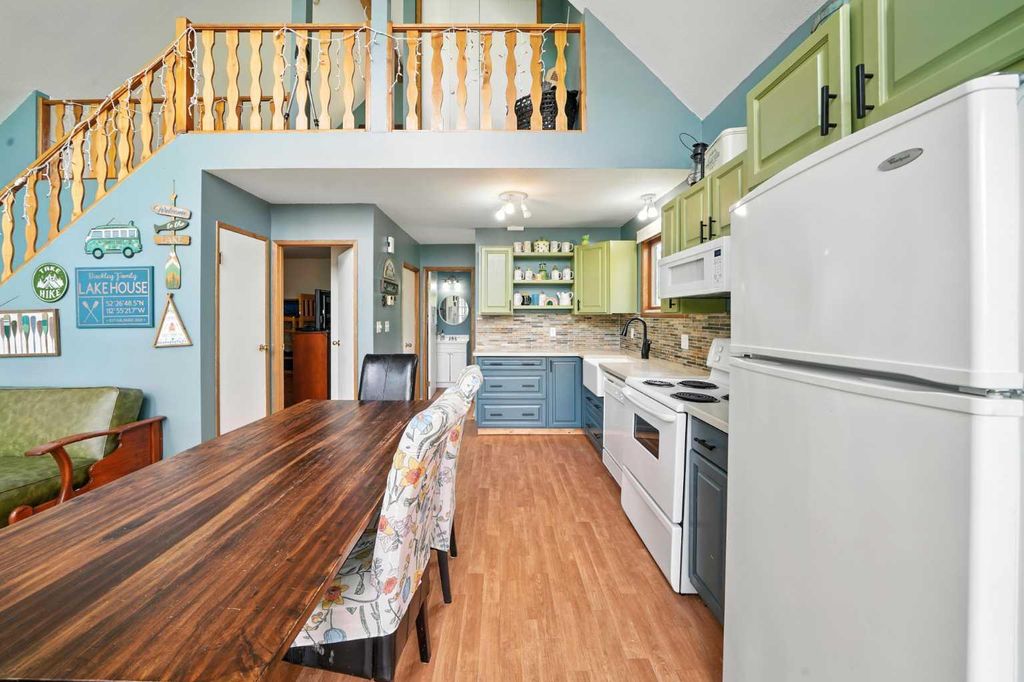 Photo of 39 Buffalo Drive, Rural Stettler No. 6, County of, AB T0C 3B0 (MLS # A2310633)