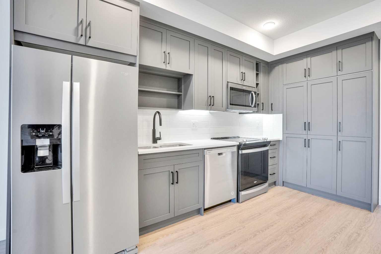 3932 University Avenue NW 214