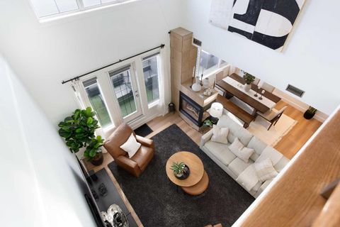 638 11 Avenue SW 310 Calgary AB T2R 0E2