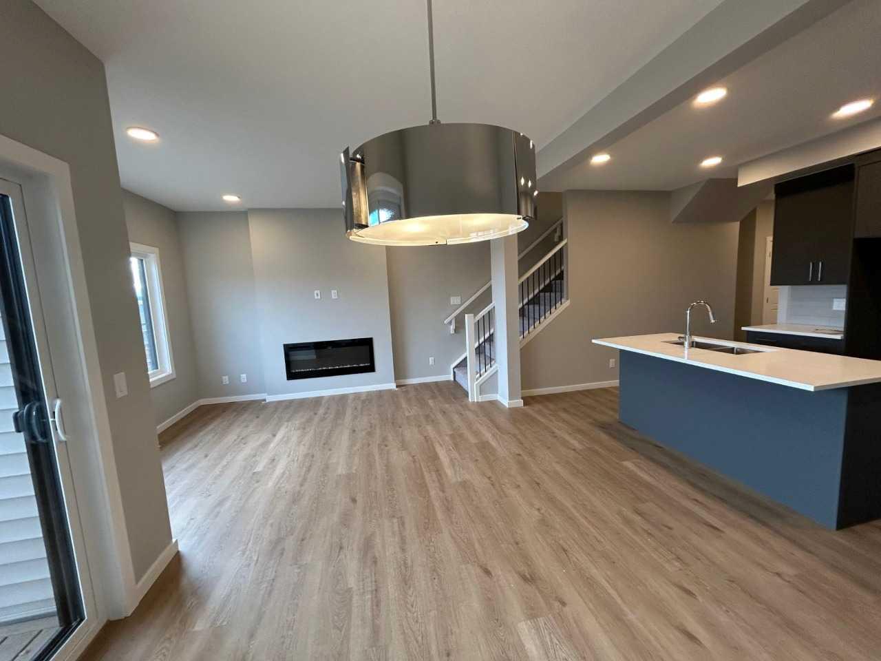 374 Heritage Boulevard