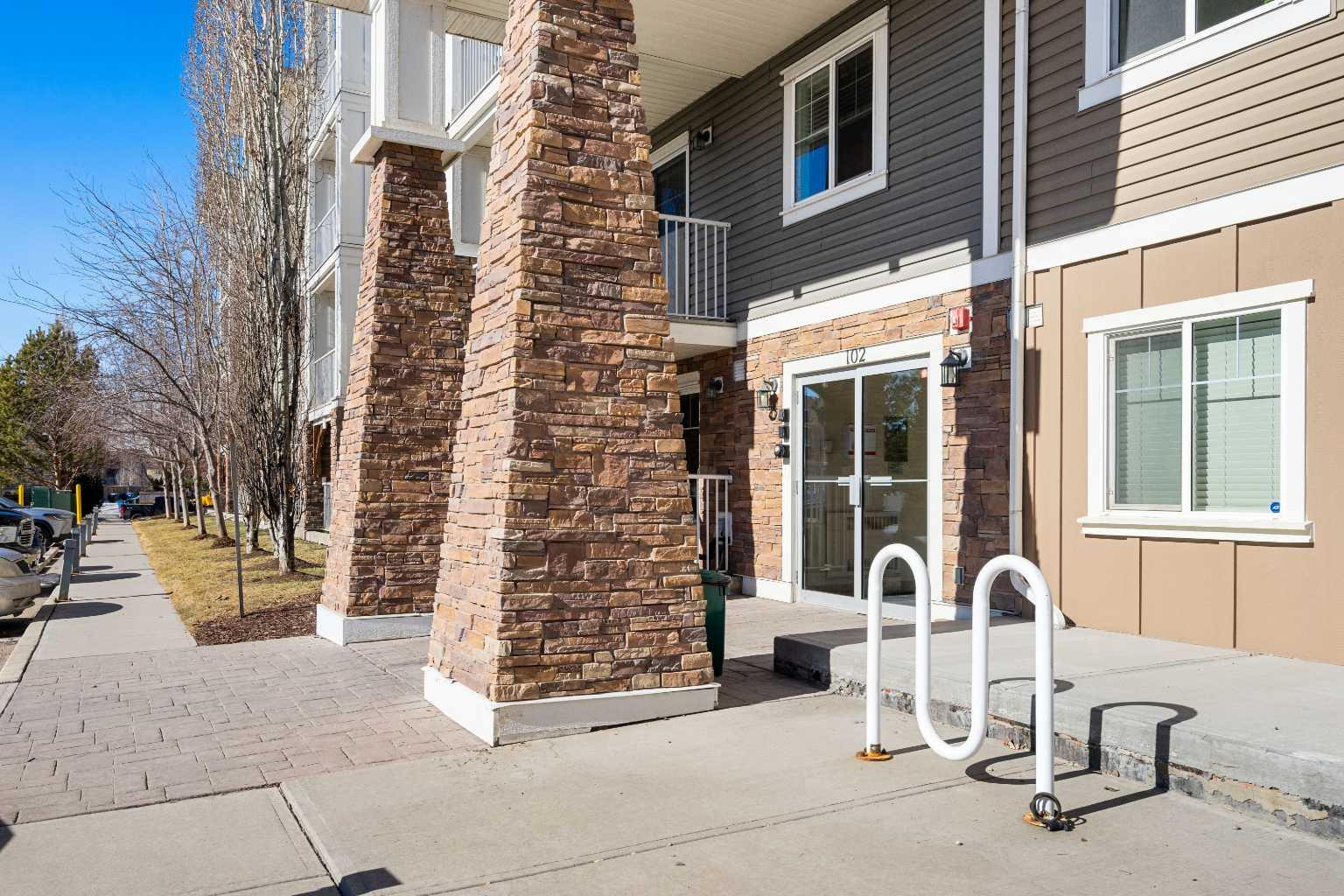 102 Cranberry Park SE 203