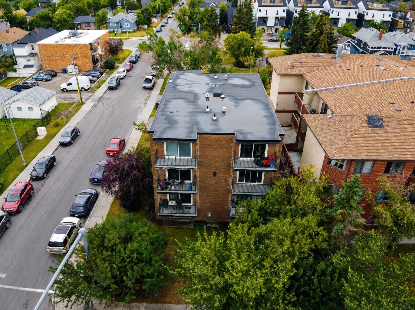 1703 11 Avenue SW 32
