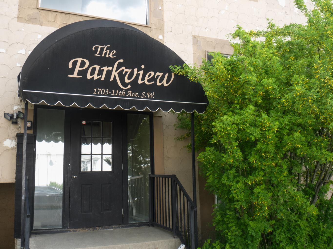 1703 11 Avenue SW 32