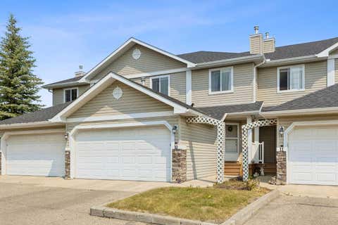 Photo of 117 Bow Ridge Drive #10, Cochrane, AB T4C 2G9 (MLS # A2334129)
