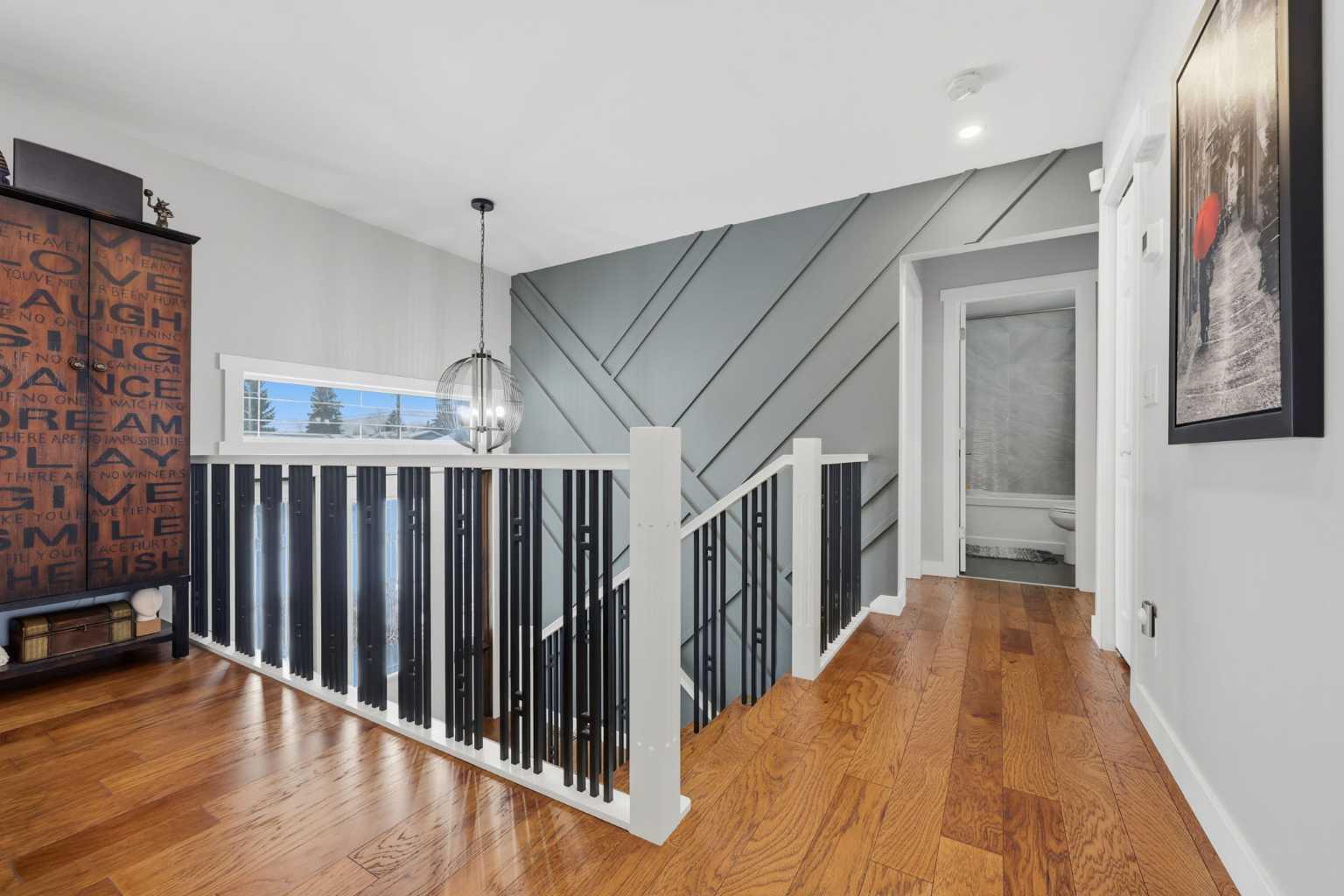 1015 Maplecroft Road SE