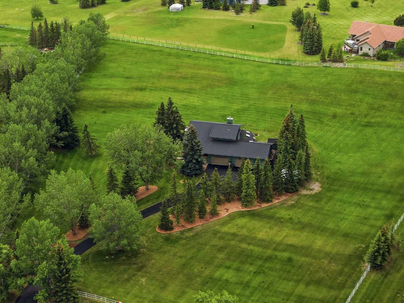 39 Calling Horse Estates