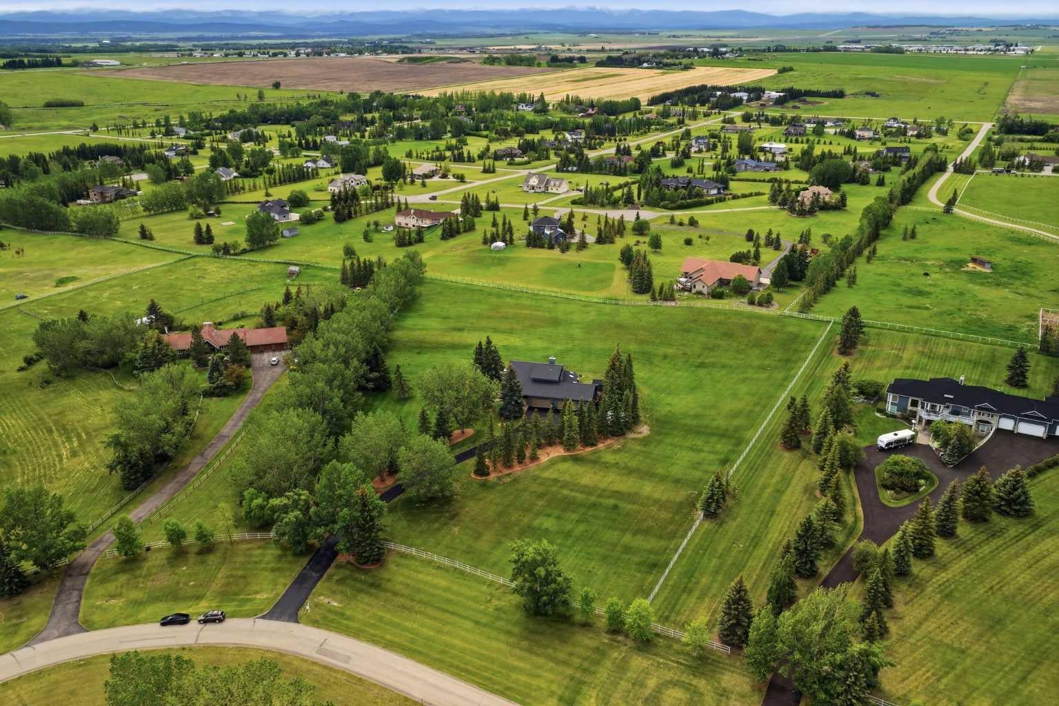 39 Calling Horse Estates