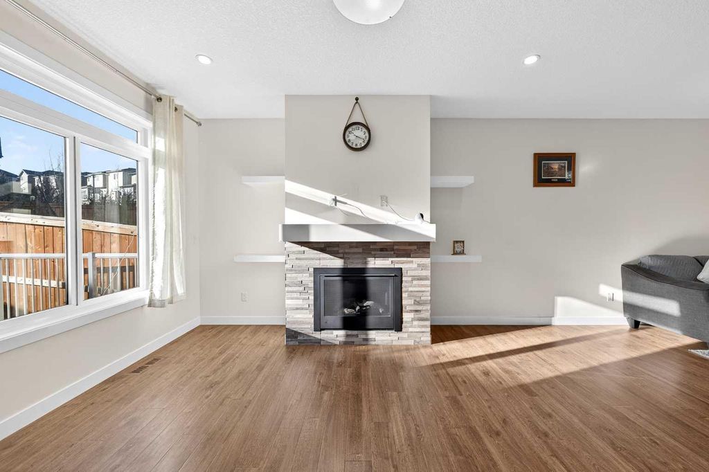 Photo of 353 Nolanhurst Crescent NW, Calgary, AB T3R 0Z1 (MLS # A2285832)