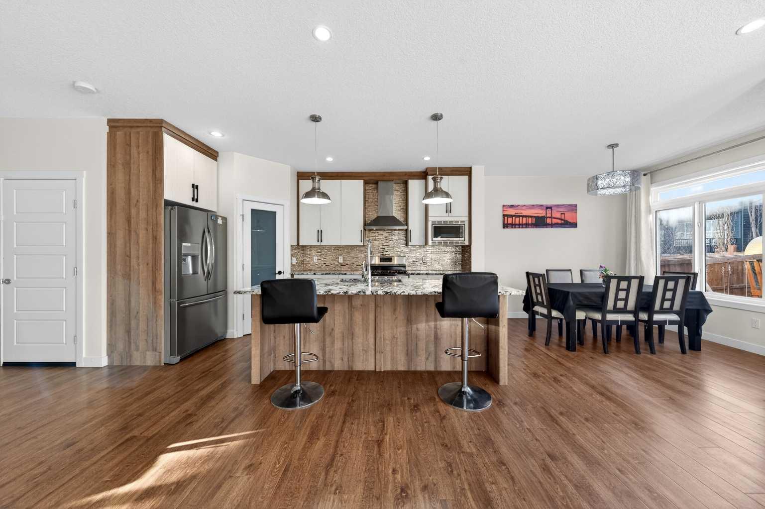 353 Nolanhurst Crescent NW