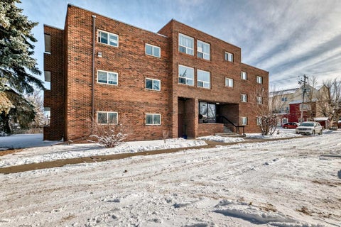 Photo of 319 2 Avenue #402, Strathmore, AB T1P 1T7 (MLS # A2336624)