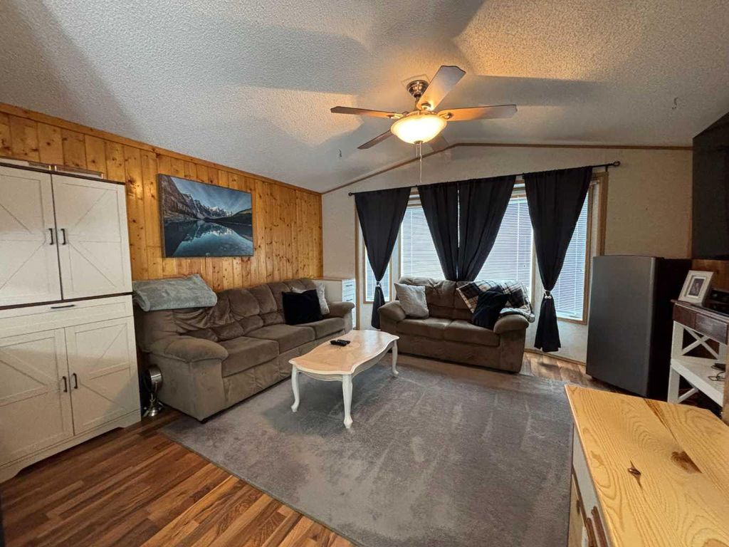 Photo of 62 Hillpark Mobile Home Park, Whitecourt, AB T7S 1J4 (MLS # A2283748)