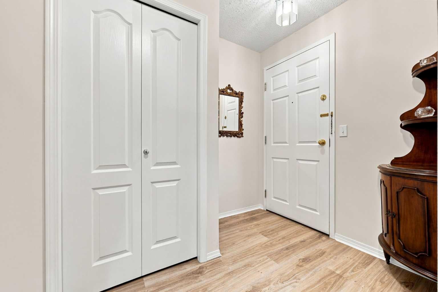 10 Sierra Morena Mews SW 308
