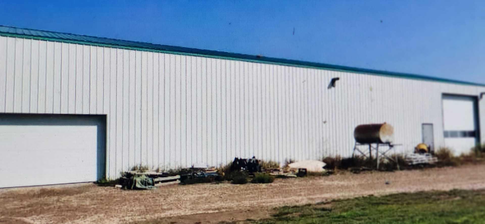 273250 Township Road 250 Road E