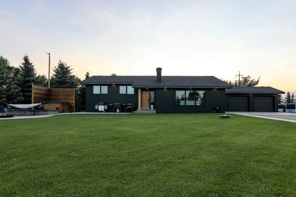 Photo of 223001 TWP 9-2, Coalhurst, AB T0L 0V0 (MLS # A2293137)