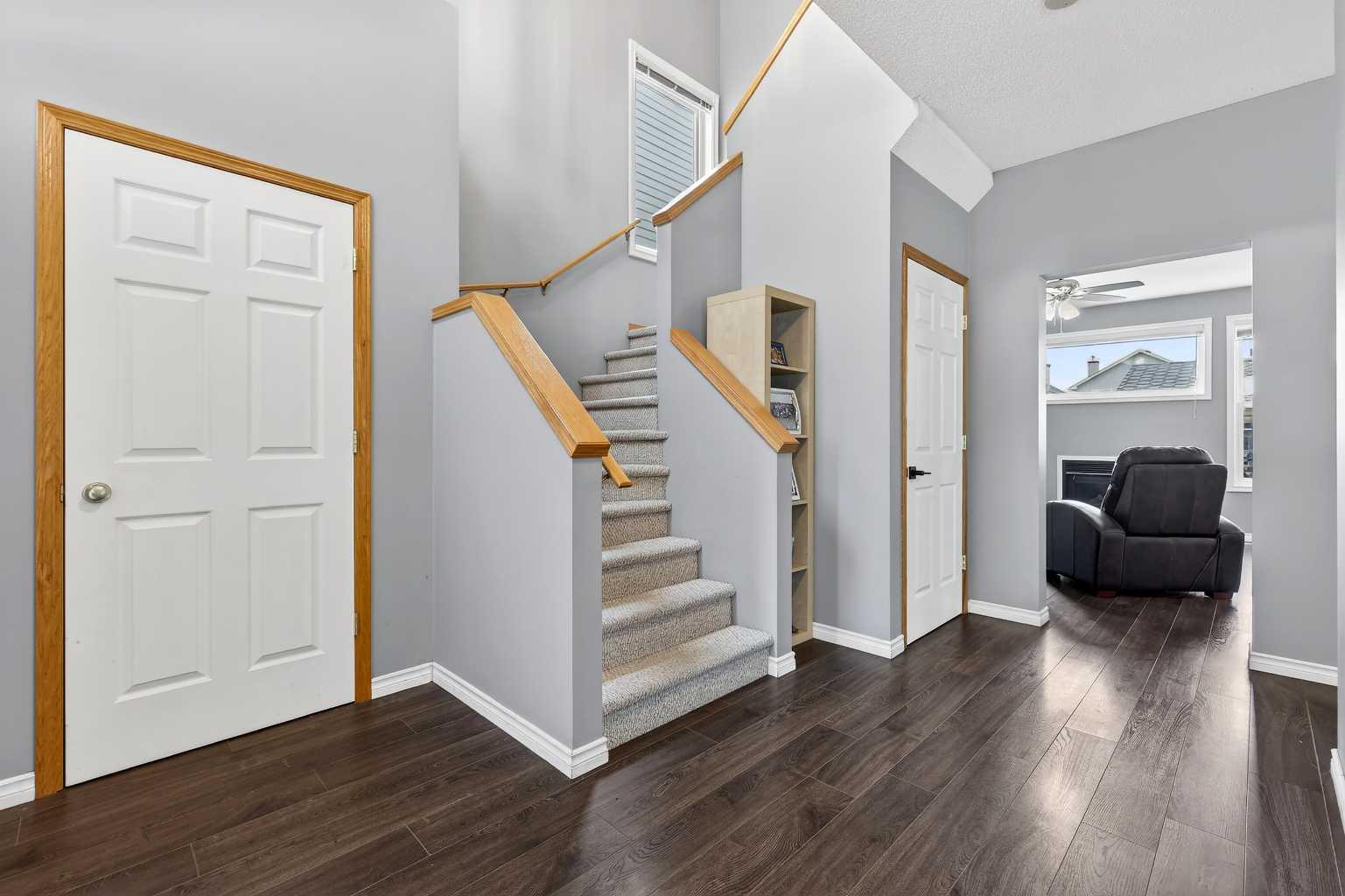 1153 Prestwick Circle SE