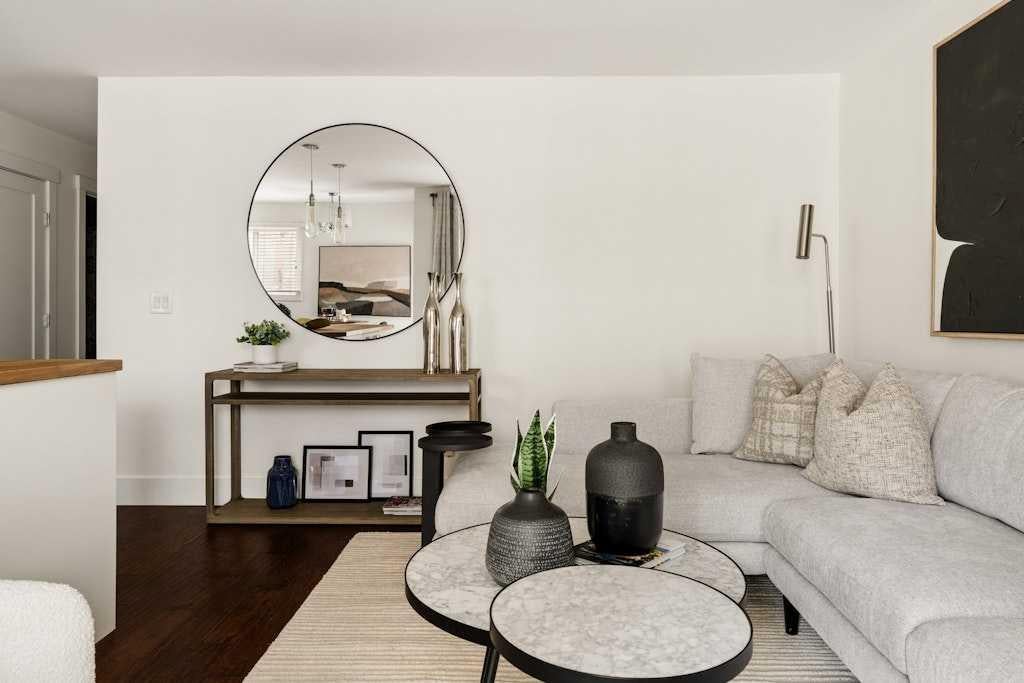 1721 13 Street SW 203