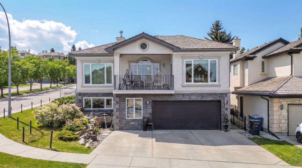 Photo of 154 Sienna Ridge Landing SW, Calgary, AB T3H 3T1 (MLS # A2292344)