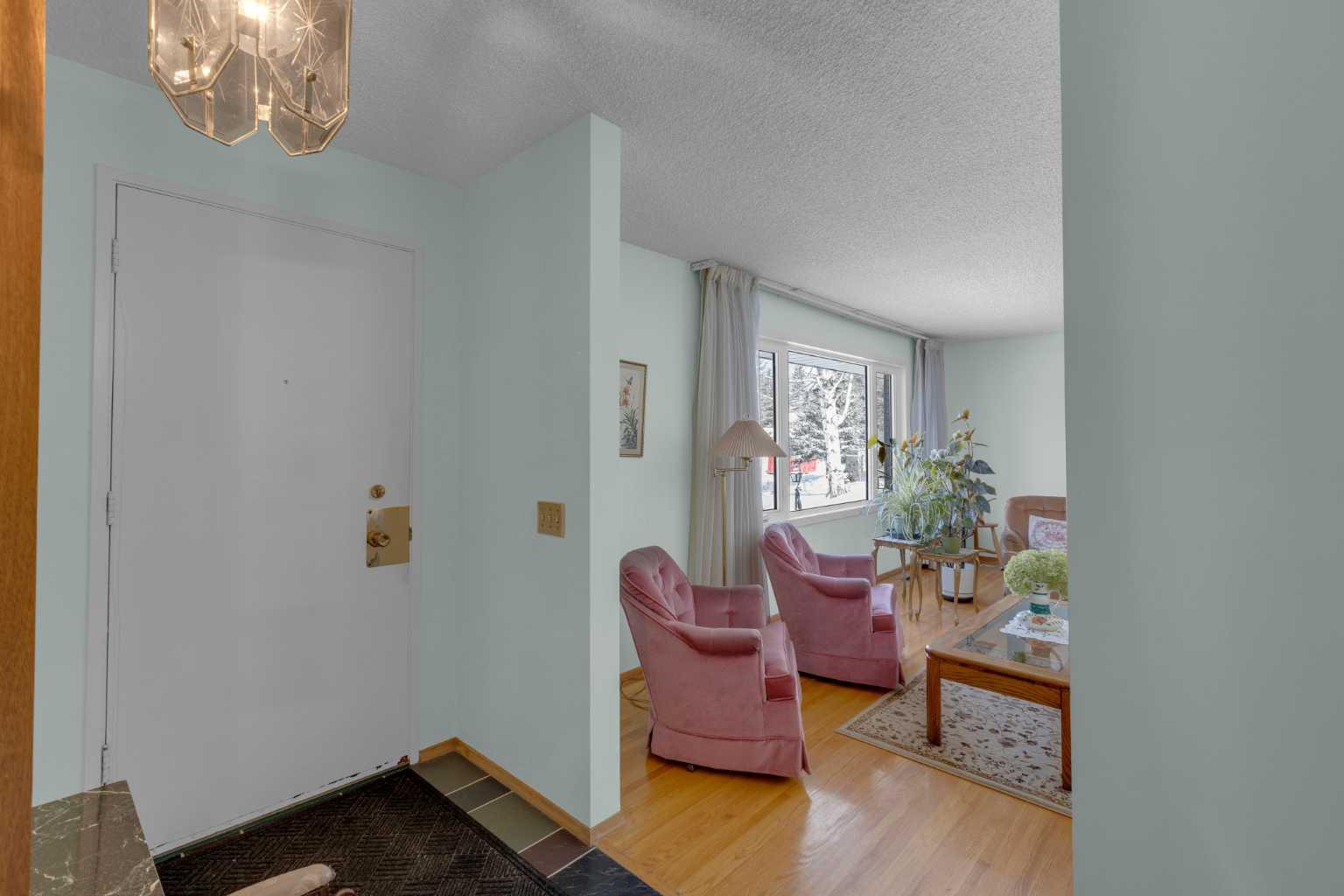 9628 Palisan Place SW