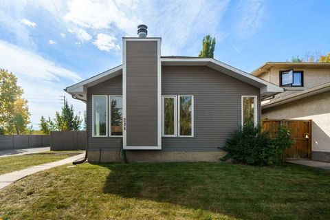 Photo of 204 Mckerrell Way SE, Calgary, AB T2Z 1N9 (MLS # A2260950) Photo of 204 Mckerrell Way SE, Calgary, AB T2Z 1N9 (MLS # A2260950)