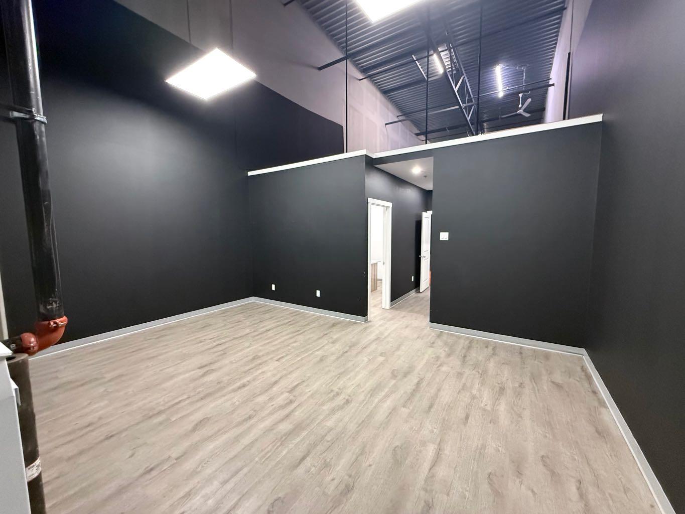 6520 36 Street NE 1180