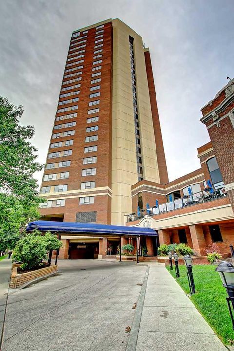 Photo of 720 13 Avenue SW #1930, Calgary, AB T2R 1M5 (MLS # A2307573)