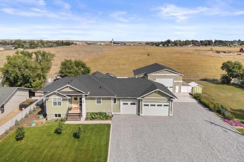 Photo of 480 7 Street, Dunmore, AB T1B 0K1 (MLS # A2341401)