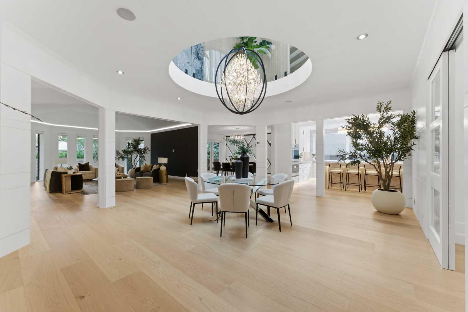 79 Bel-Aire Place SW