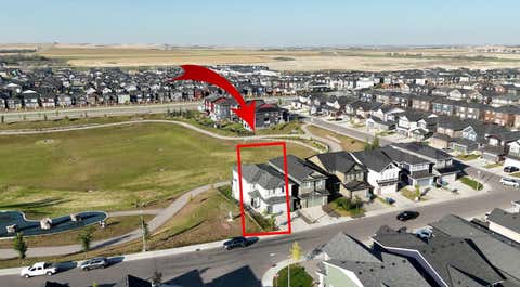 Property photo of 52 Evansfield Manor Nw, Calgary, AB T3p 1j9