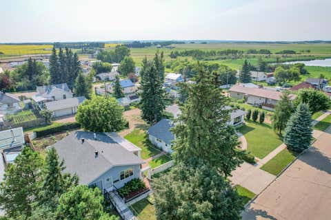 Photo of 5016 48 Avenue, Bashaw, AB T0B 0H0 (MLS # A2332949)